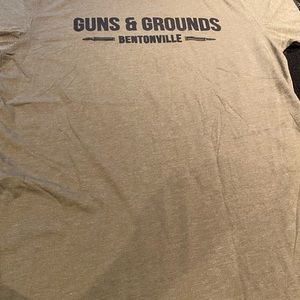 Bentonville, Arkansas Guns and grounds Mens T-shirt